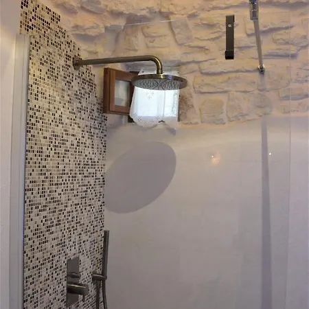 Trulli Matrice Guest house *